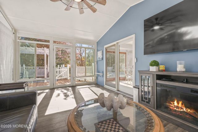 39 Tioga Drive, Howell, NJ 07731