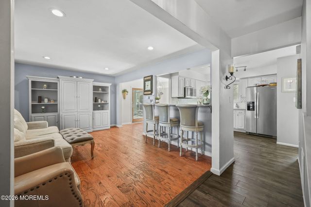39 Tioga Drive, Howell, NJ 07731