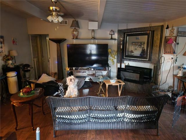 6850 Tampa, Reseda (los Angeles), CA 91335