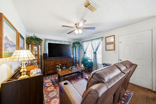 5109 Fitch Street, Houston, TX 77016