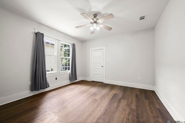 347 Steele Blvd, Baton Rouge, LA 70806