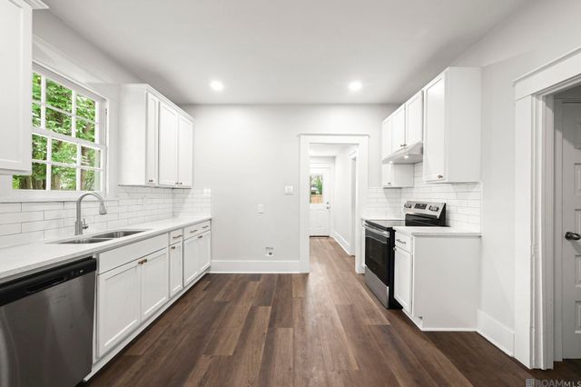 347 Steele Blvd, Baton Rouge, LA 70806