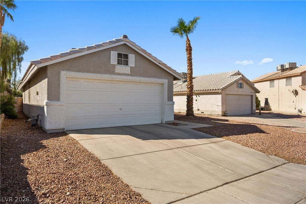 6461 Grand Oaks Drive, Las Vegas, NV 89156 — photo 2