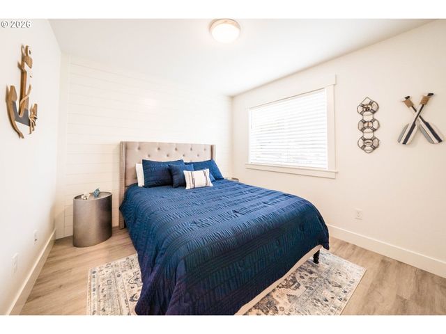 4153 Se INLET Ave, Lincoln City, OR 97367