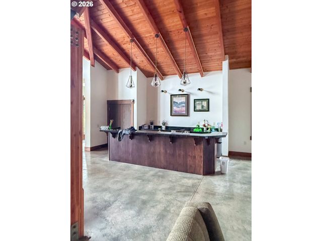 4153 Se INLET Ave, Lincoln City, OR 97367