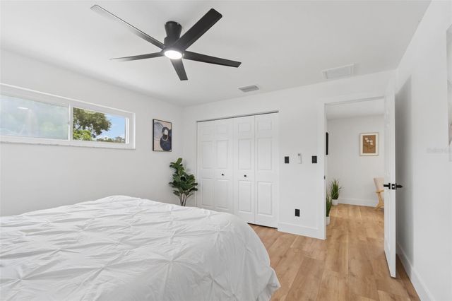 1530 49TH STREET N, St Petersburg, FL 33710