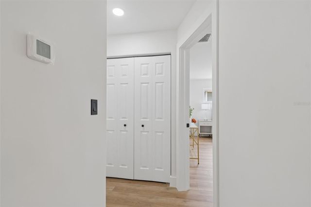 1530 49TH STREET N, St Petersburg, FL 33710