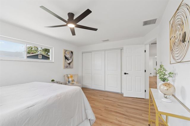 1530 49TH STREET N, St Petersburg, FL 33710