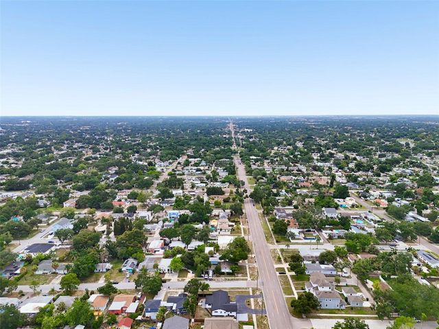 1530 49TH STREET N, St Petersburg, FL 33710
