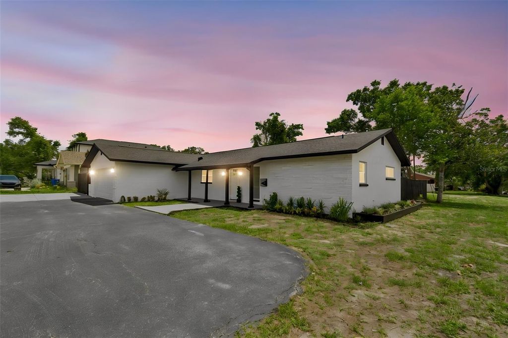 1530 49TH STREET N, St Petersburg, FL 33710
