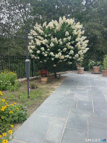 205 East Rocks Road, Norwalk, CT 06851