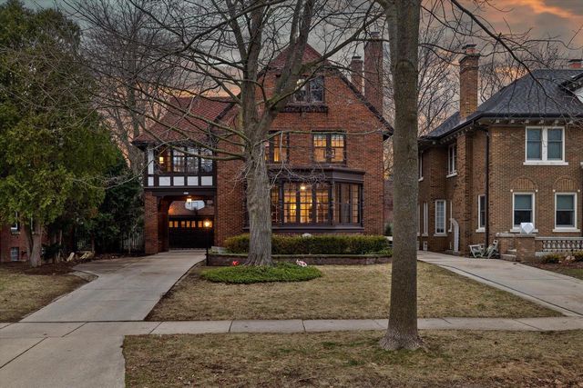 4419 Prospect AVENUE, Shorewood, WI 53211