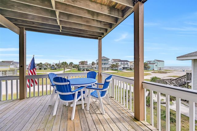 4203 Campeche Court, Galveston, TX 77554