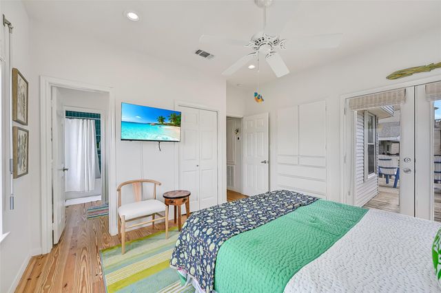 4203 Campeche Court, Galveston, TX 77554