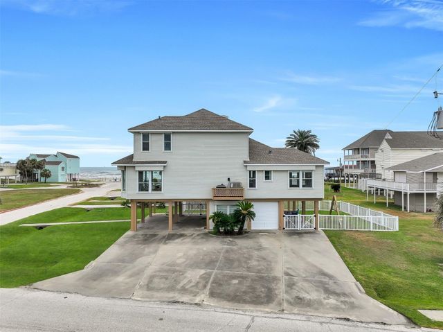 4203 Campeche Court, Galveston, TX 77554