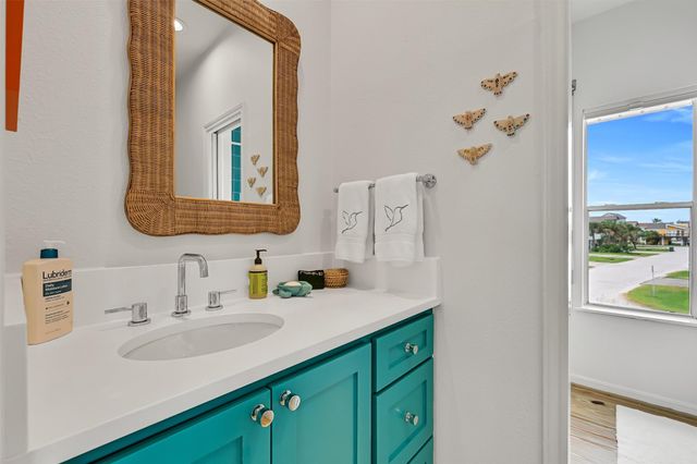 4203 Campeche Court, Galveston, TX 77554