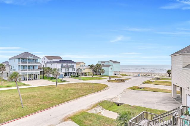 4203 Campeche Court, Galveston, TX 77554