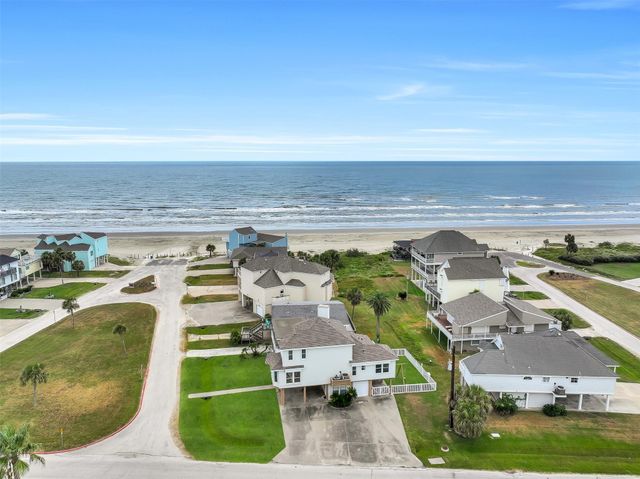 4203 Campeche Court, Galveston, TX 77554
