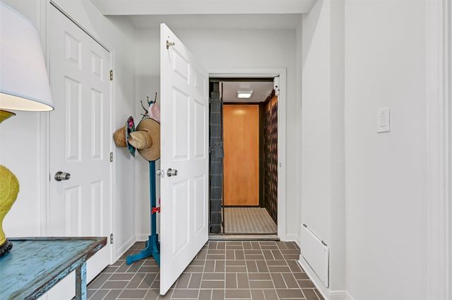 4203 Campeche Court, Galveston, TX 77554