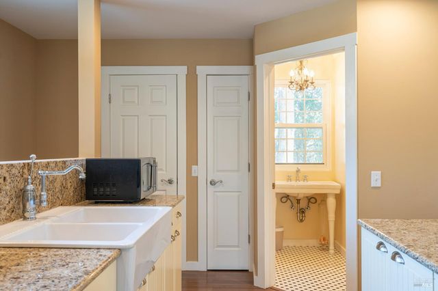 1846 Indian Valley Rd, Novato, CA 94947