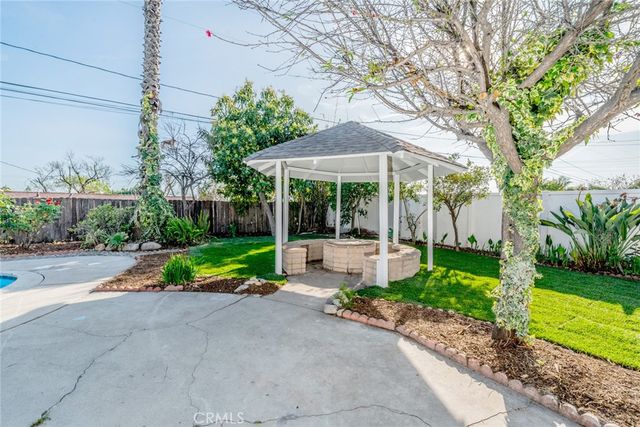 1204 Dickenson Court, Upland, CA 91786