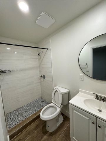 111 SW 31st Ct 3, Miami, FL 33135