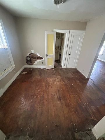 436 Tullis Avenue, Kansas City, MO 64125
