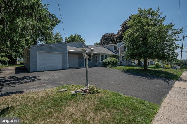 201 ABBEYVIEW AVE, Willow Grove, PA 19090