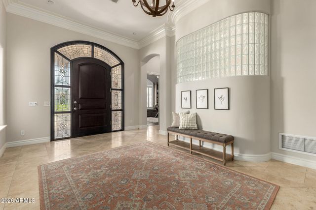 8204 S HOMESTEAD Lane, Tempe, AZ 85284