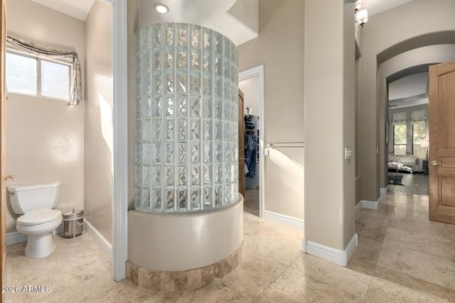 8204 S HOMESTEAD Lane, Tempe, AZ 85284