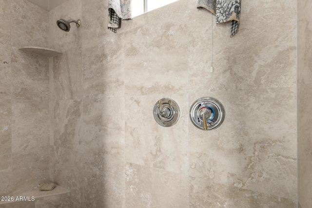 8204 S HOMESTEAD Lane, Tempe, AZ 85284