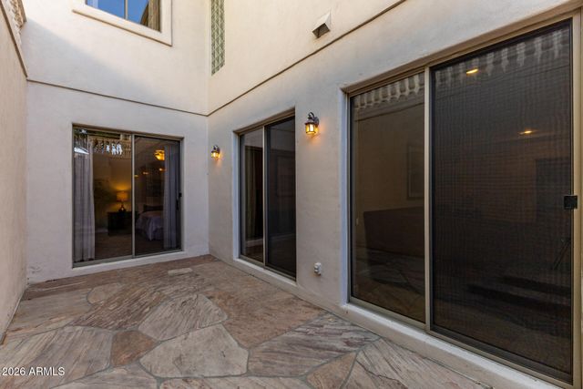 8204 S HOMESTEAD Lane, Tempe, AZ 85284