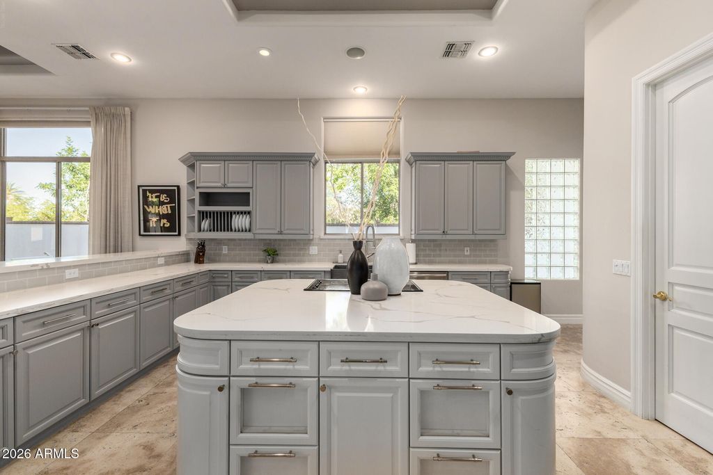 Image 25 of property listing at 8204 S HOMESTEAD Lane, Tempe, AZ 85284