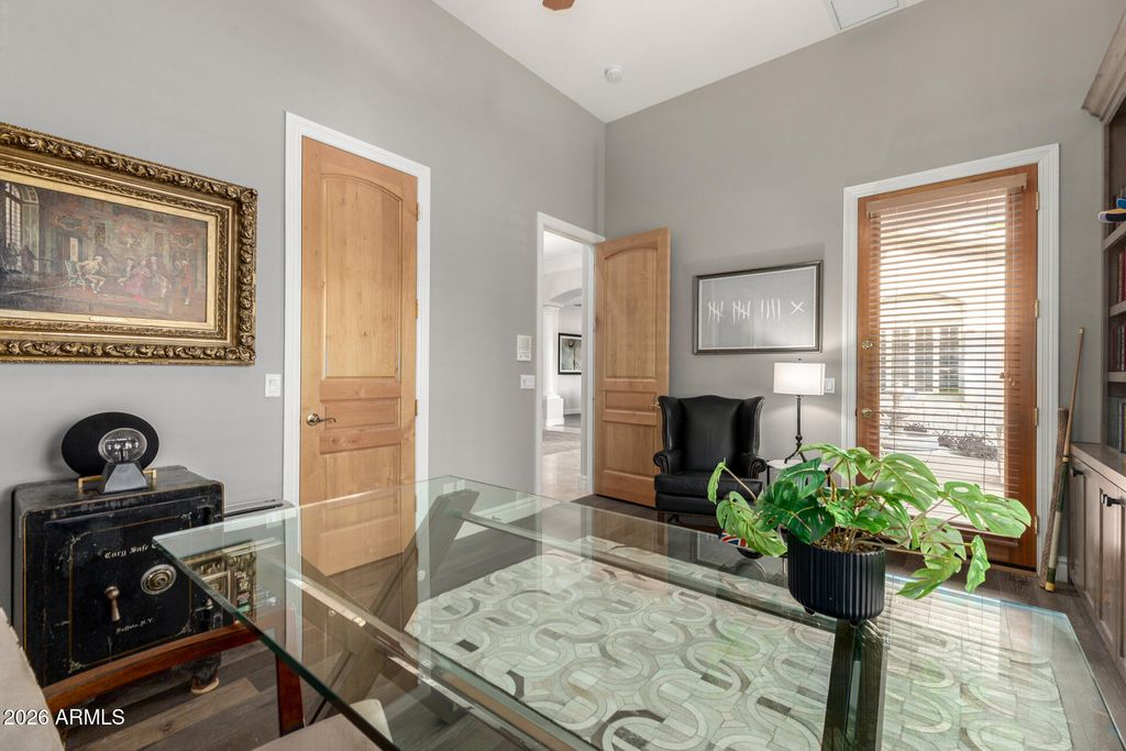 Image 31 of property listing at 8204 S HOMESTEAD Lane, Tempe, AZ 85284