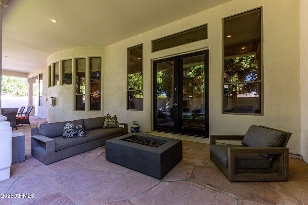 Image 66 of property listing at 8204 S HOMESTEAD Lane, Tempe, AZ 85284