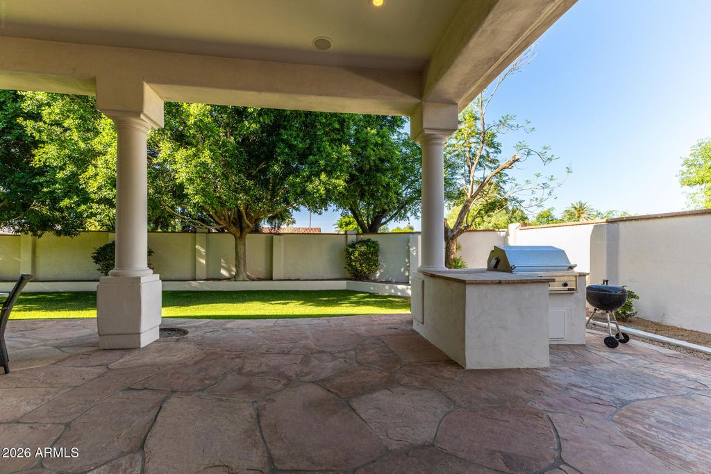 Image 71 of property listing at 8204 S HOMESTEAD Lane, Tempe, AZ 85284