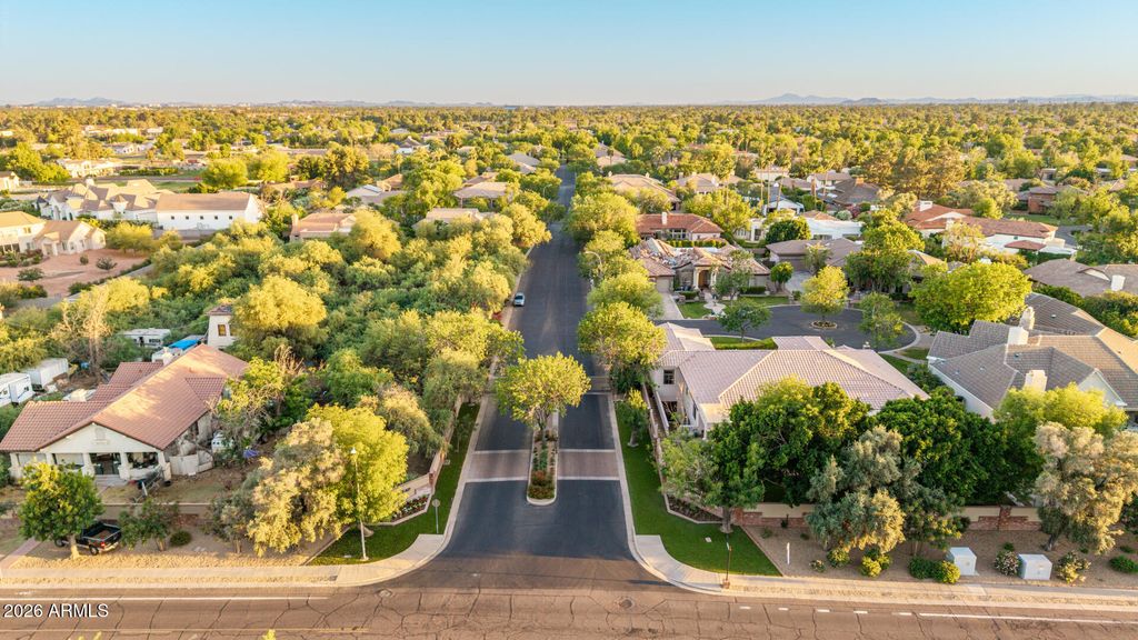 Image 82 of property listing at 8204 S HOMESTEAD Lane, Tempe, AZ 85284