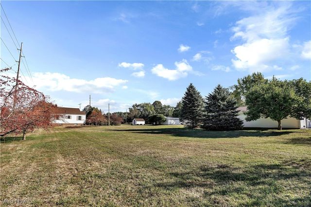 4792 Revere Avenue NW, Massillon, OH 44647