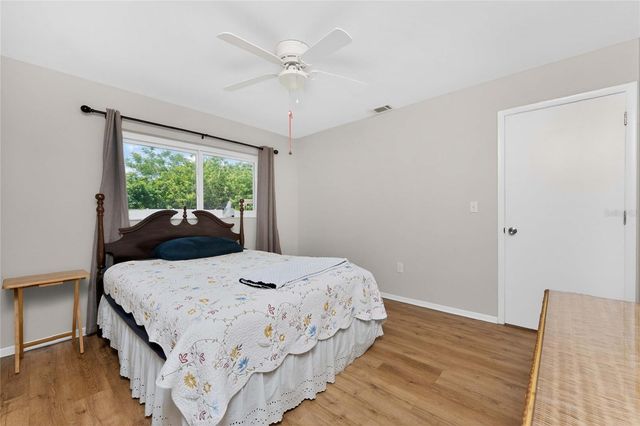 557 MAGNOLIA AVENUE NW, Port Charlotte, FL 33952