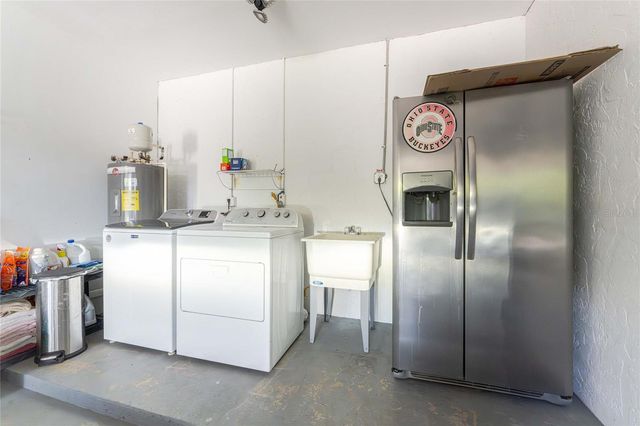 557 MAGNOLIA AVENUE NW, Port Charlotte, FL 33952