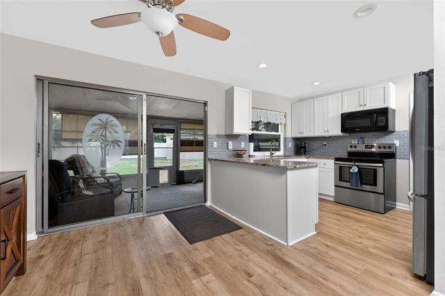 557 MAGNOLIA AVENUE NW, Port Charlotte, FL 33952