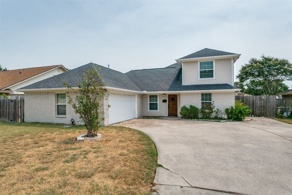 2124 Brentwood Lane, Carrollton, TX 75006 — photo 3