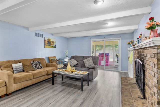4126 Winterfield Run, Fort Wayne, IN 46804