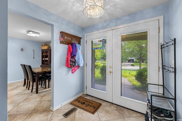 4126 Winterfield Run, Fort Wayne, IN 46804