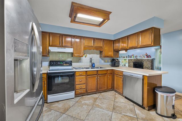 4126 Winterfield Run, Fort Wayne, IN 46804