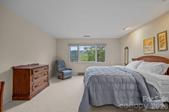 68 Stony Ridge, Asheville, NC 28804