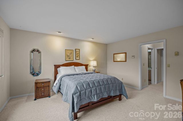 68 Stony Ridge, Asheville, NC 28804
