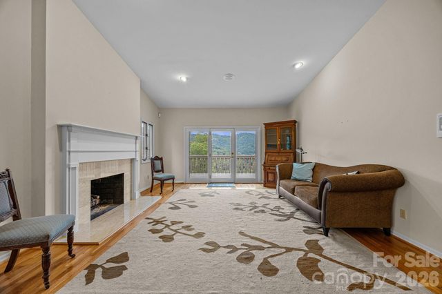 68 Stony Ridge, Asheville, NC 28804