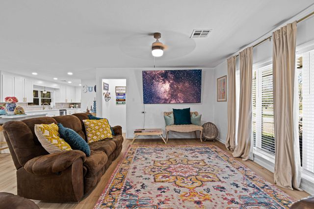 402 Hughes Street, Marshall, TX 75672