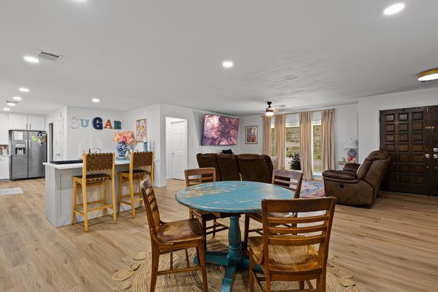 402 Hughes Street, Marshall, TX 75672